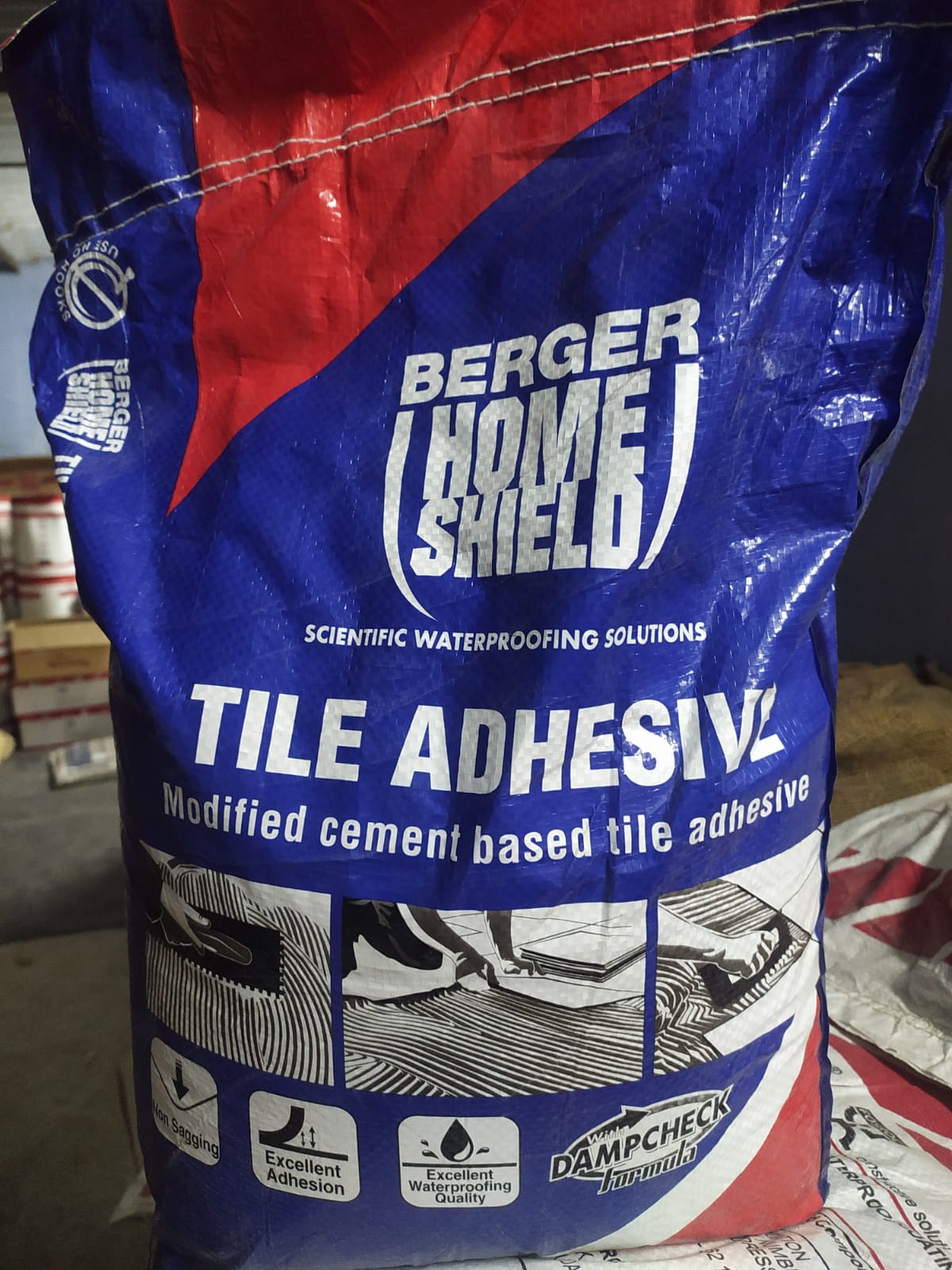 BERGER-HS TILE ADHESIVE (20KG)