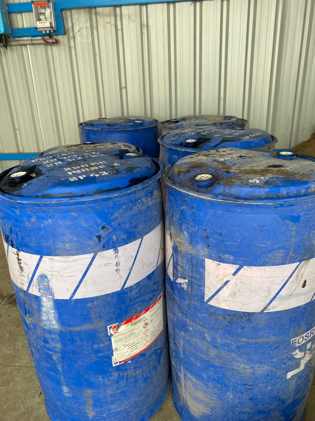 MOULDING OIL(220KG)