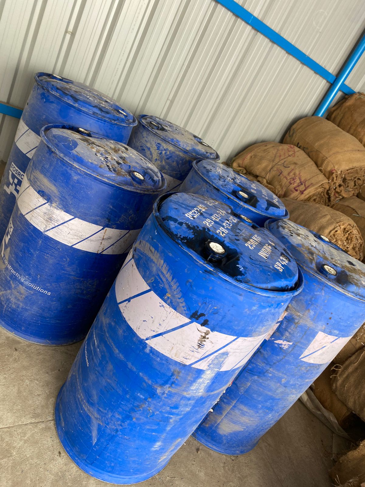 MOULDING OIL(220KG)