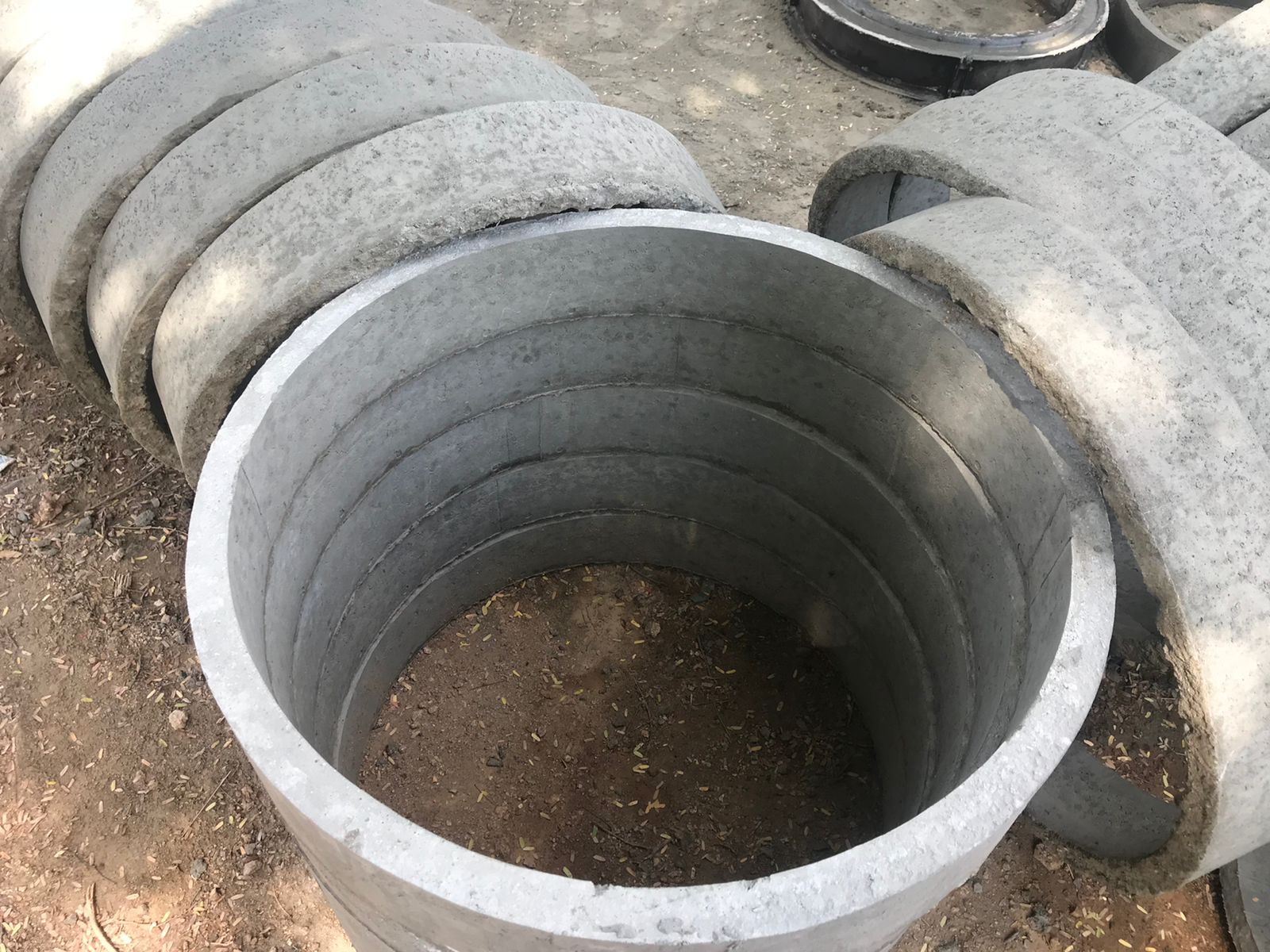 600MM DIA 2 METER NP2 CLASS PRECAST PIPE