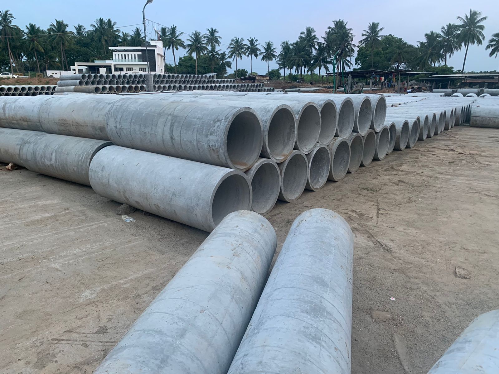 600MM DIA 2 METER NP2 CLASS PRECAST PIPE